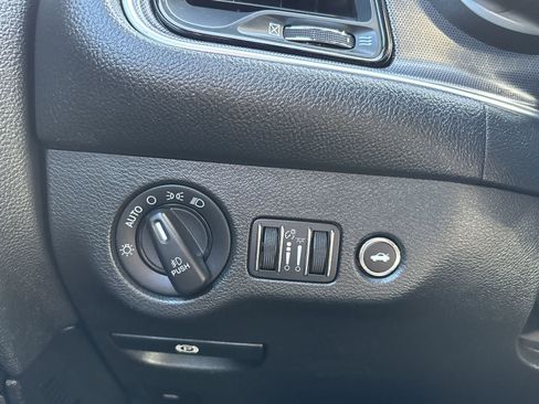 Used 2016 Dodge Challenger R/T Plus RWD image 15