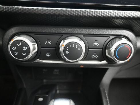 Used 2024 Nissan Kicks SV FWD image 15