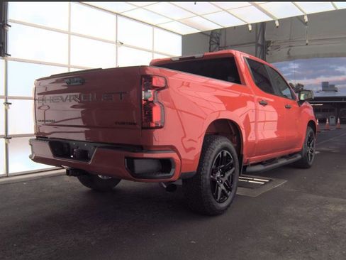 Certified 2025 Chevrolet Silverado 1500 Custom w/ Turbomax Blackout Package RWD image 3