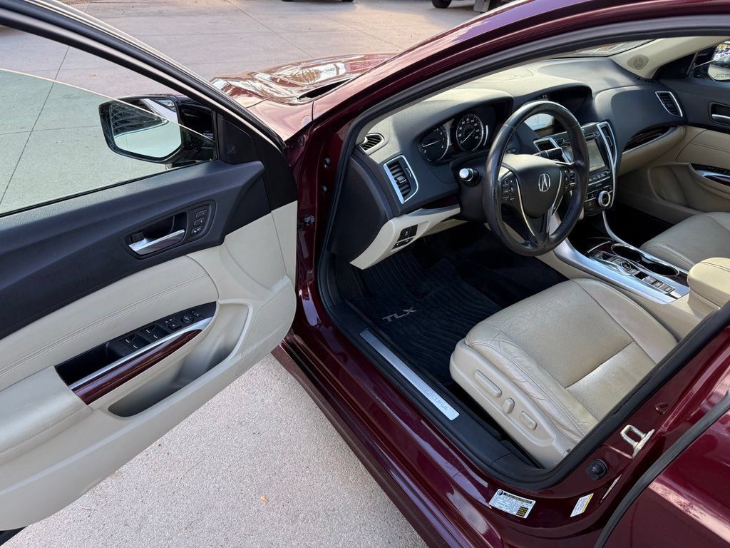 Used 2016 Acura TLX w/ Technology Package AWD/4WD image 10