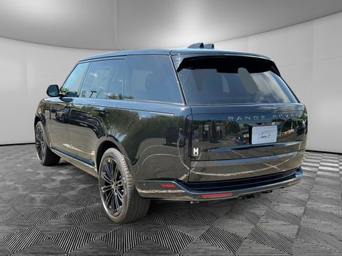 New 2026 Land Rover Range Rover Long Wheelbase SE AWD/4WD image 3