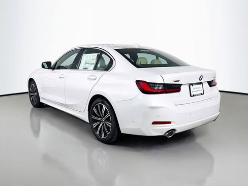 New 2026 BMW 330i xDrive Sedan w/ Convenience Package AWD/4WD image 5