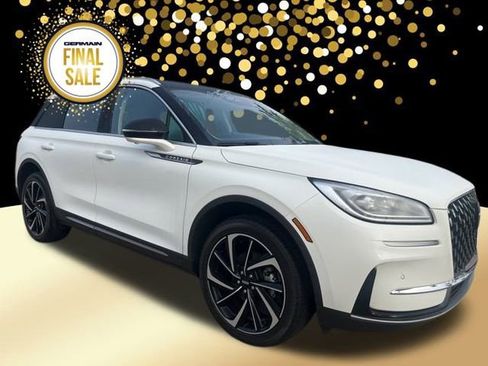 Certified 2023 Lincoln Corsair Reserve w/ Equipment Group 201A image 8