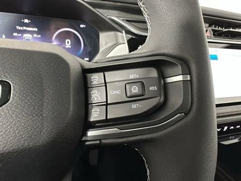 New 2026 Jeep Cherokee Limited AWD/4WD image 25