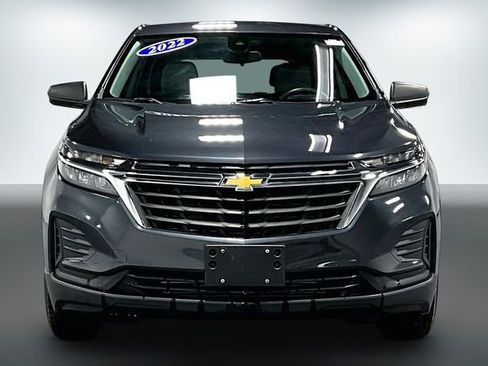 Used 2022 Chevrolet Equinox LS image 2