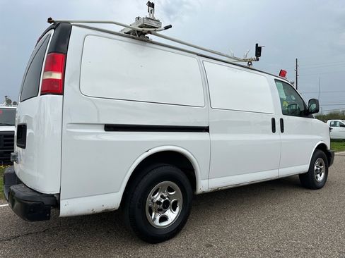 Used 2007 Chevrolet Express 1500 image 6