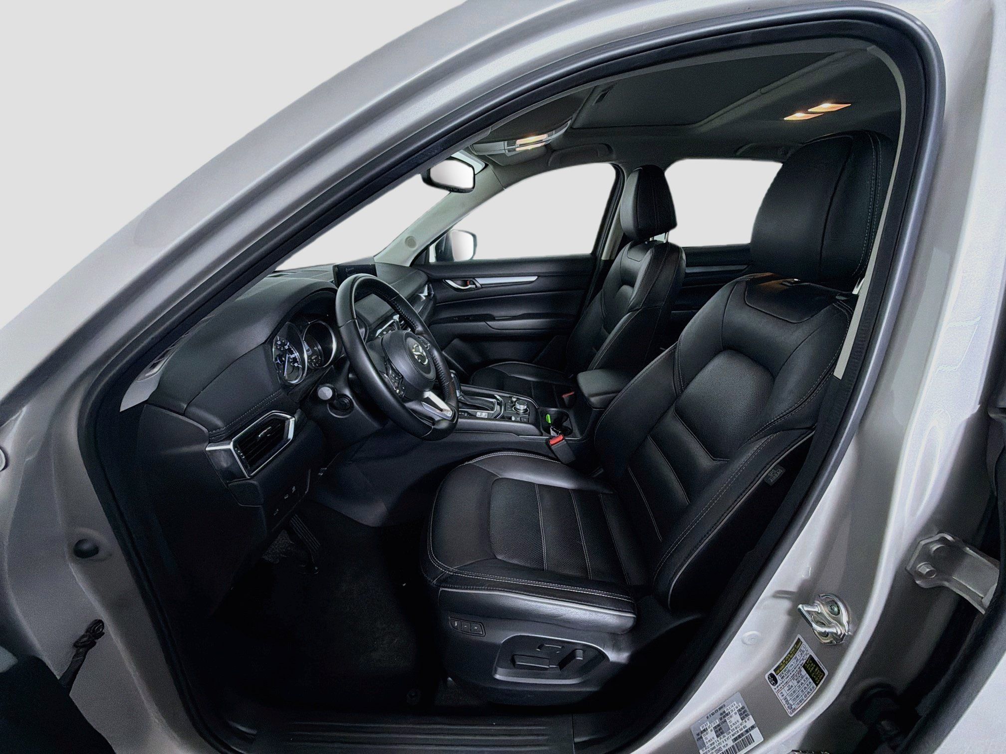 Used 2025 MAZDA CX-5 AWD 2.5 S w/ Preferred Package image 13
