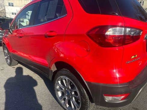 Used 2021 Ford EcoSport Titanium image 4