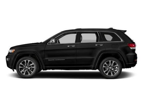 Used 2017 Jeep Grand Cherokee Overland image 2
