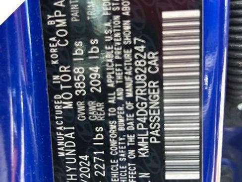 Used 2024 Hyundai Elantra Limited FWD image 34