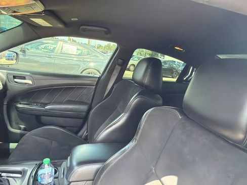 Used 2023 Dodge Charger R/T w/ Plus Group RWD image 2