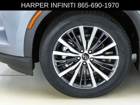 Used 2023 INFINITI QX60 Sensory w/ Vision Package AWD/4WD image 5