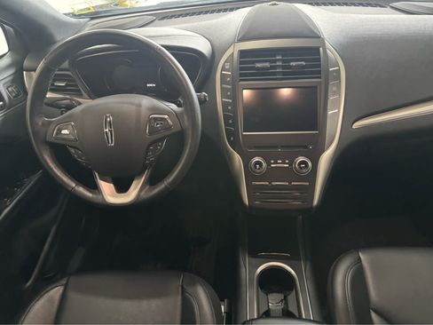 Used 2017 Lincoln MKC Premiere FWD image 12