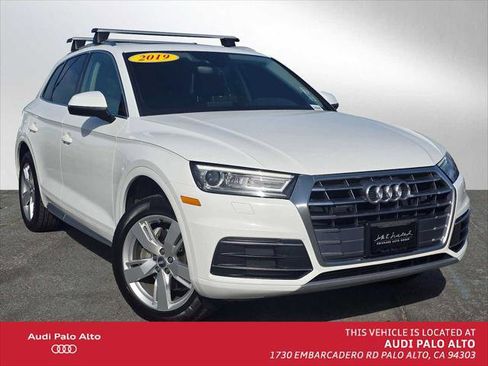 Used 2019 Audi Q5 2.0T Premium w/ Convenience Package image 1
