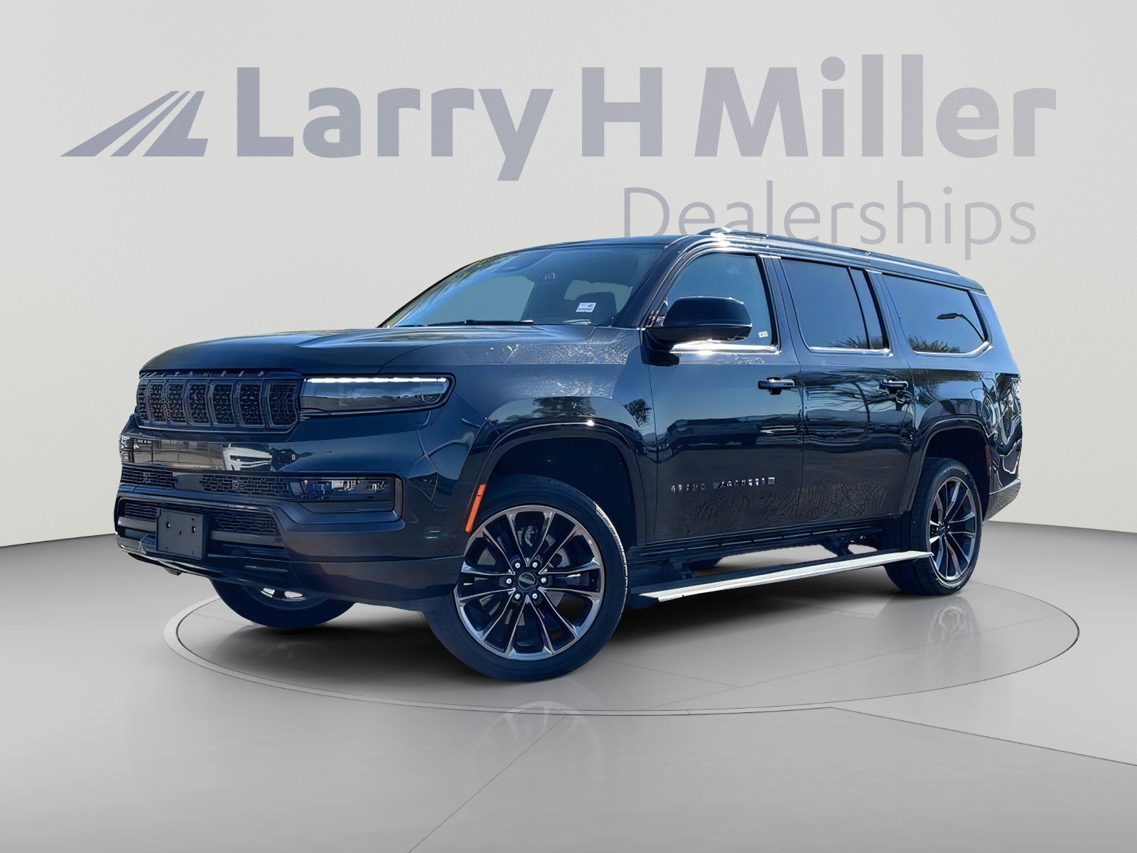 Used 2024 Jeep Grand Wagoneer L Series II w/ Quick Order Packagew 28T AWD/4WD image 1