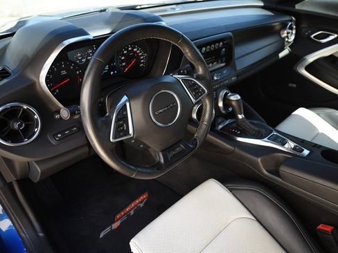 Used 2017 Chevrolet Camaro SS image 14