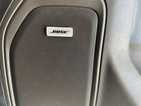 Used 2019 GMC Sierra 1500 SLT w/ SLT Premium Plus Package image 37