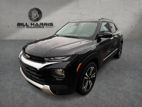 Used 2023 Chevrolet TrailBlazer LT FWD image 1