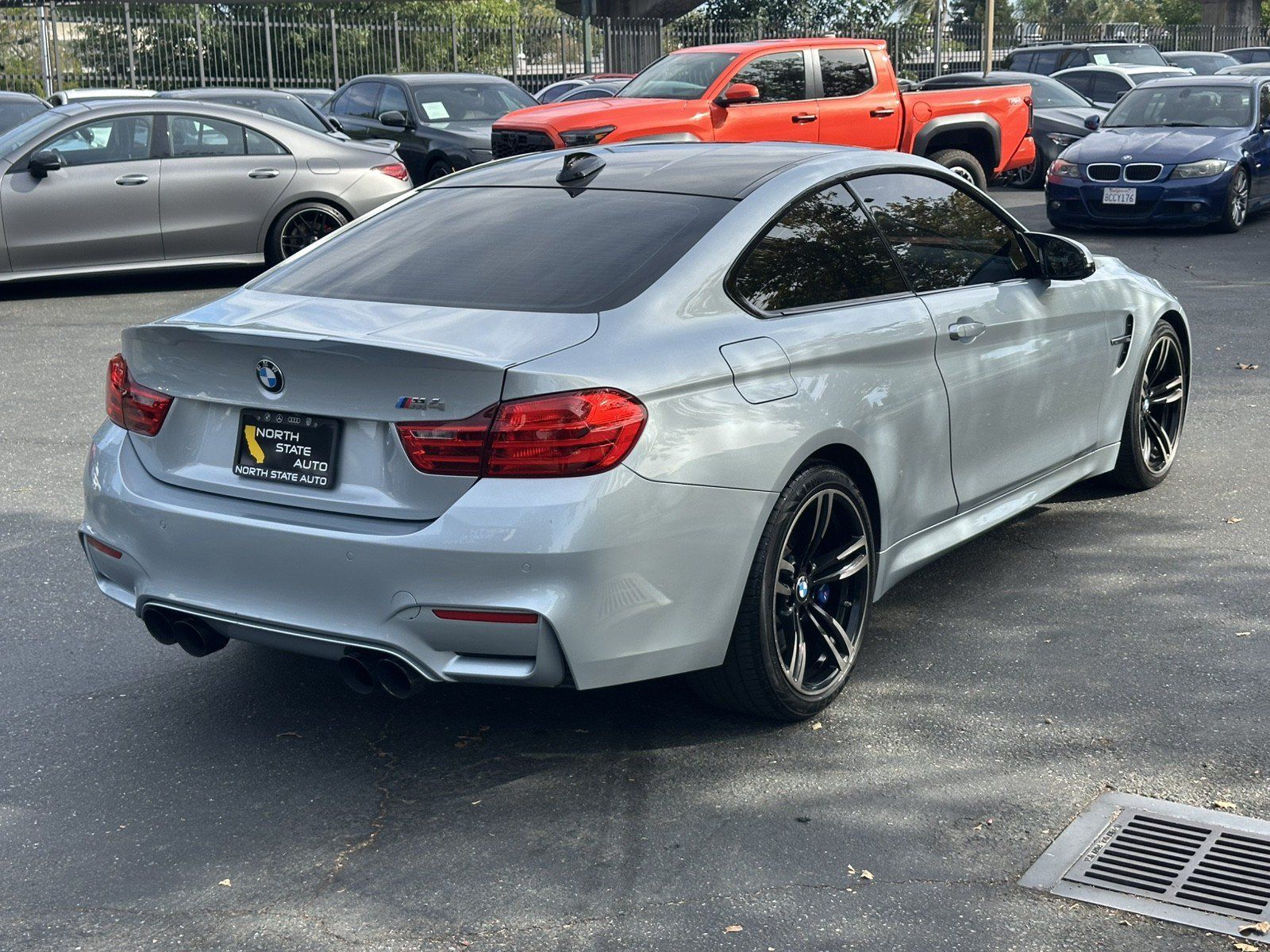 Used 2015 BMW M4 Coupe RWD image 8