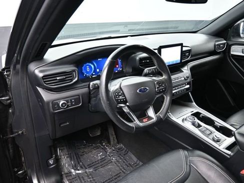 Used 2020 Ford Explorer ST image 19