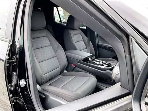 New 2026 Chevrolet Equinox LT FWD image 30