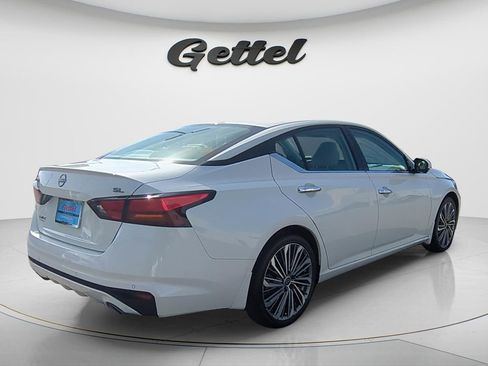 Used 2024 Nissan Altima 2.5 SL FWD image 5