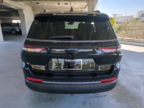 New 2026 Jeep Grand Cherokee L 4WD image 6