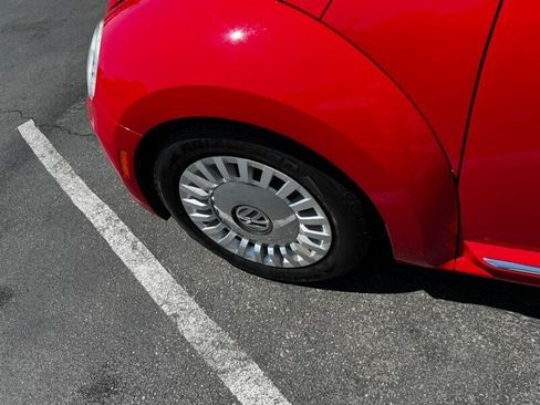 Used 2016 Volkswagen Beetle 1.8T S FWD image 15