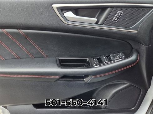 Used 2020 Ford Edge ST-Line w/ Cold Weather Package image 38