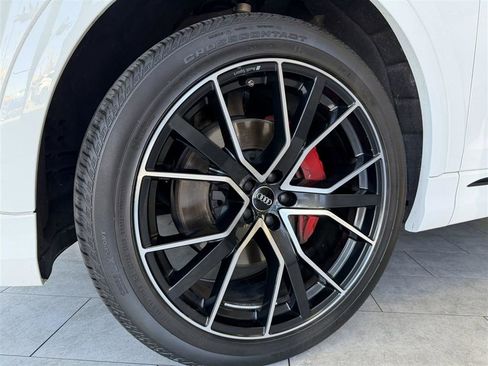 Used 2019 Audi Q8 Prestige image 37