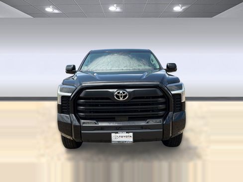 Used 2024 Toyota Tundra SR5 w/ SR5 Convenience Package AWD/4WD image 6