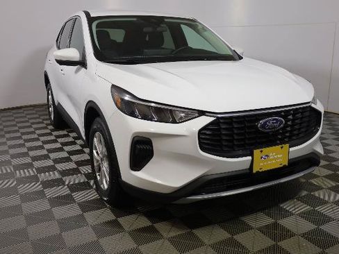 Certified 2023 Ford Escape Active w/ Tech Pack #2 AWD/4WD image 5