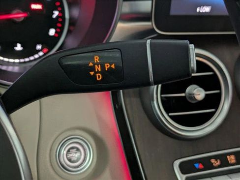 Used 2021 Mercedes-Benz GLC 300 GLC 300 image 12