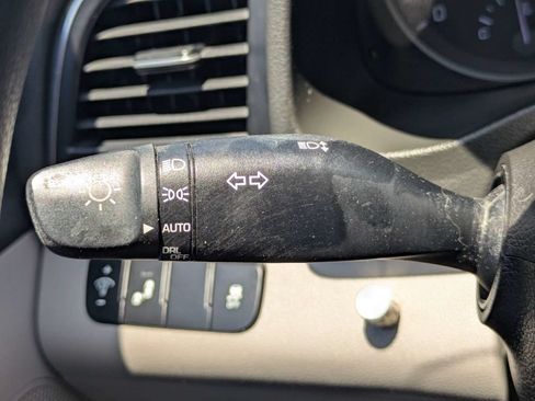 Used 2018 Hyundai Elantra SEL FWD image 27