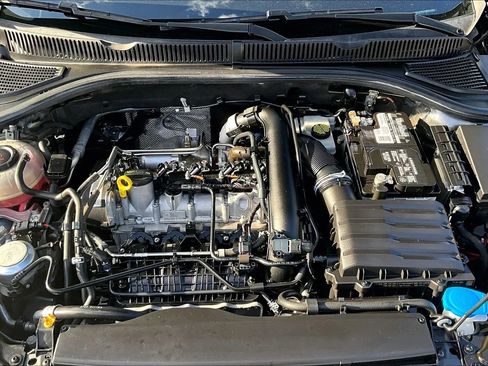 Used 2021 Volkswagen Jetta SE FWD image 9