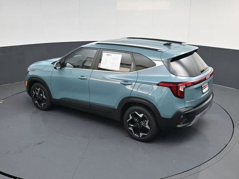 Used 2024 Kia Seltos EX image 43