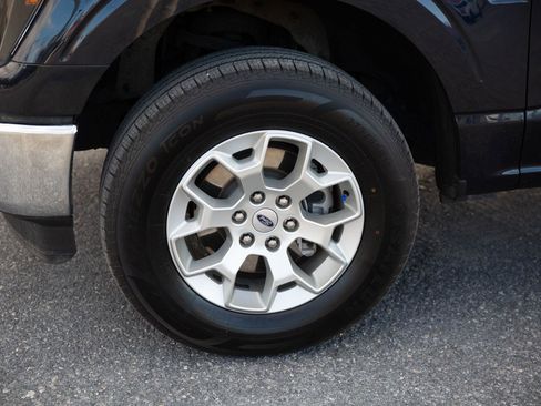 Used 2023 Ford F150 XLT image 10