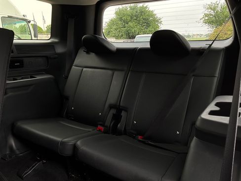 Used 2025 Hyundai Santa Fe SEL FWD image 13