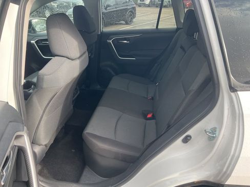Used 2025 Toyota RAV4 XLE image 14