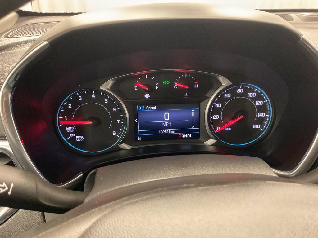 Used 2019 Chevrolet Equinox LT AWD/4WD image 2