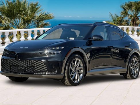 Used 2023 Genesis GV60 Advanced image 9