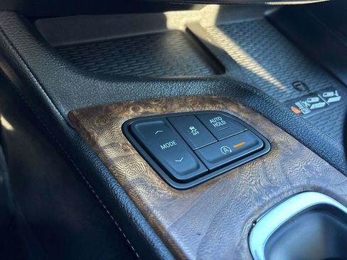 Used 2020 Cadillac CT5 Premium Luxury w/ Climate Package image 28