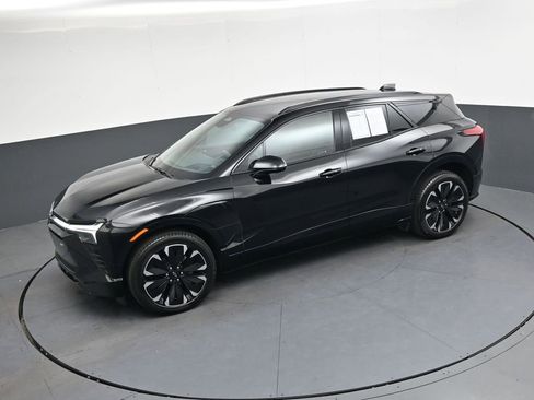 Used 2024 Chevrolet Blazer EV RS image 22