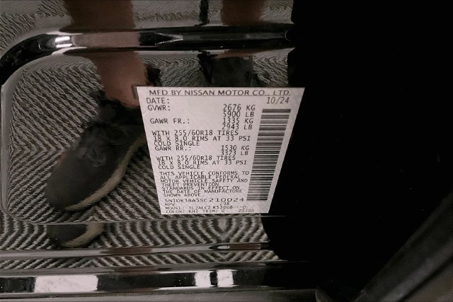 Used 2025 Nissan Pathfinder SV FWD image 38
