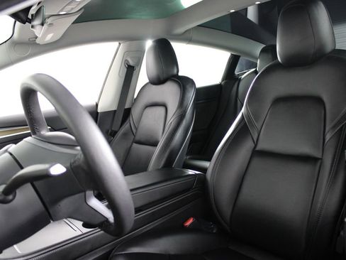 Used 2023 Tesla Model 3 Performance image 16