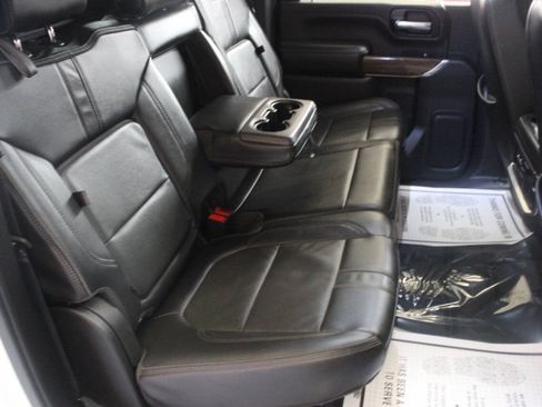 Used 2020 Chevrolet Silverado 2500 High Country w/ Technology Package AWD/4WD image 13