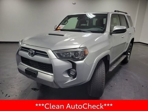 Used 2023 Toyota 4Runner TRD Off-Road image 4