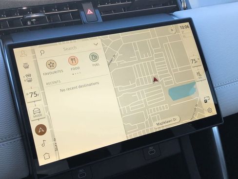 New 2026 Land Rover Discovery Sport Landmark image 27