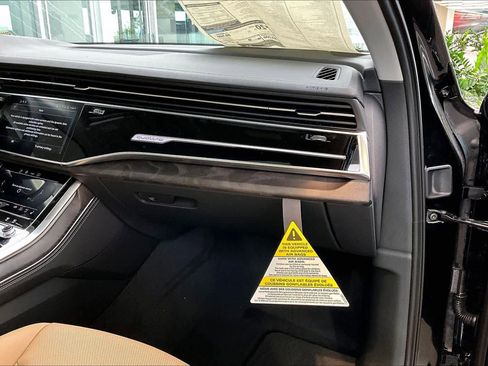 Used 2025 Audi Q7 Premium Plus image 19