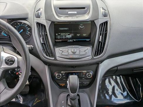 Used 2015 Ford Escape SE w/ Equipment Group 201A image 12